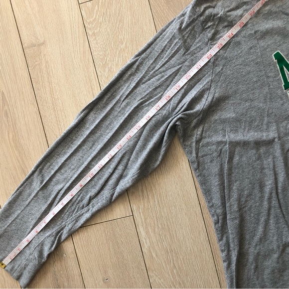 Levi’s Mindless Kindness Relaxed Fit Long Sleeve T Shirt in Grey Size XL - Picture 7 of 12